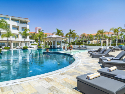  olympic lagoon resorts pools