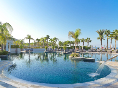  olympic lagoon resorts pools