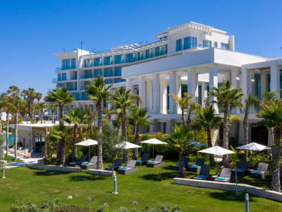  Hotel Building