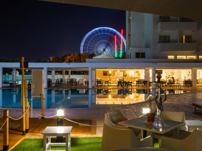  Night view