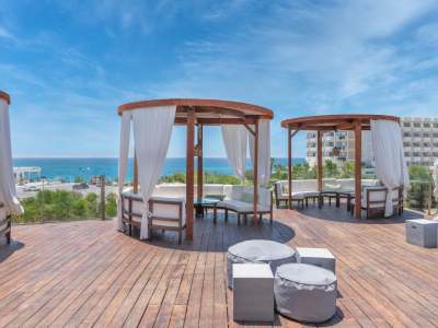  Elia bar terrace