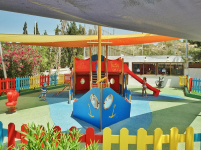 Playground