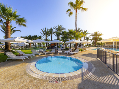  Kids pool