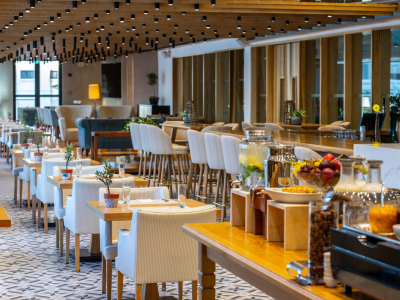  Elia-Restaurant-Breakfast