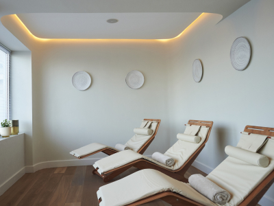  Spa relaxation room