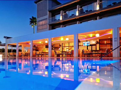  hotel