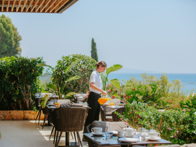  THE ROYAL APOLLONIA