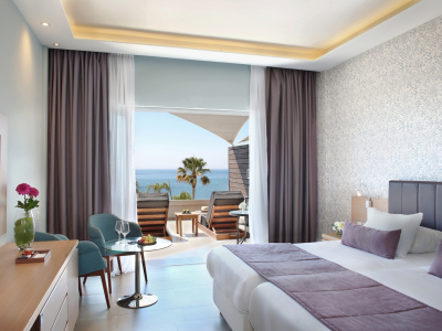  THE ROYAL APOLLONIA