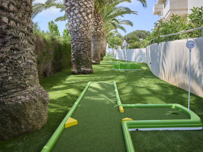  Mini Golf
