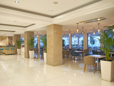  Lobby Lounge area