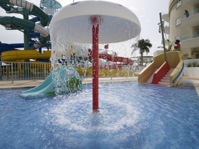  Kids Pool