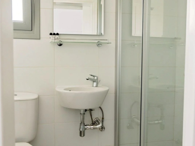  Bathroom-1667x2500-1200x800