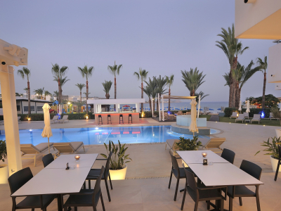  Pool area