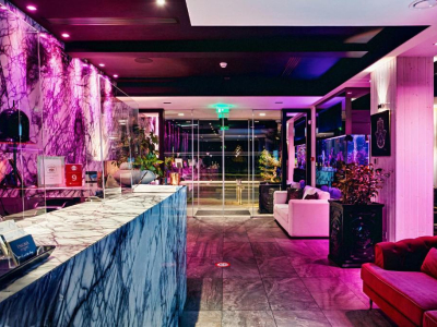  hotel