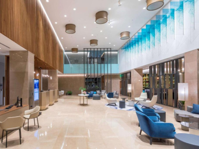  Hotel Lobby