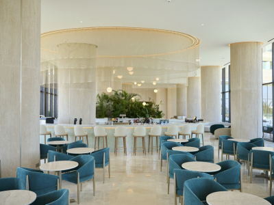  Lobby Bar