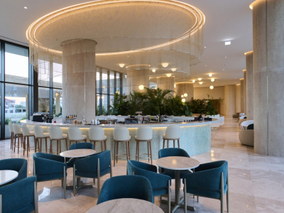 Lobby Bar