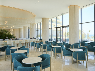  Lobby Bar