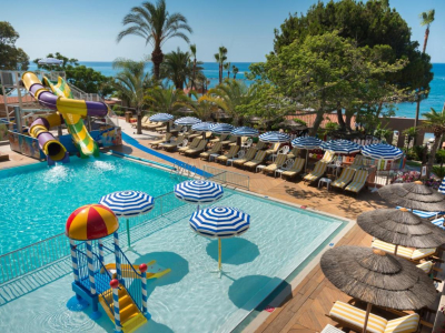  Kids Pool