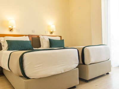  PEFKOS HOTEL
