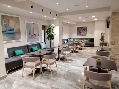  PEFKOS HOTEL