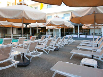  PEFKOS HOTEL