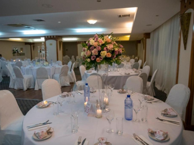  Banquet facilities