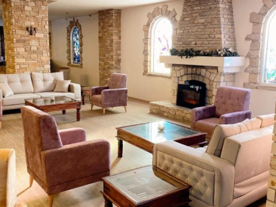  LOBBY 2