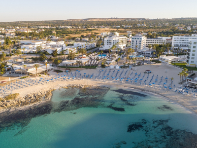  Hotel beach