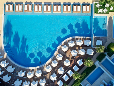  Pool sunbeds